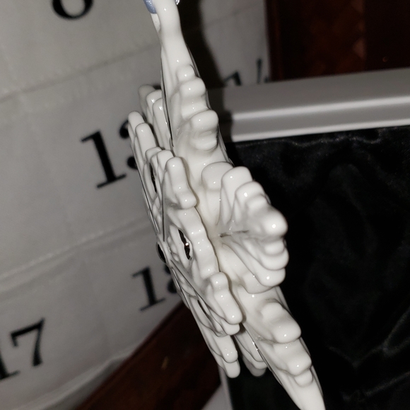 Pandora | Trio Snowflake ornament 3D porcelain - Picture 9 of 12